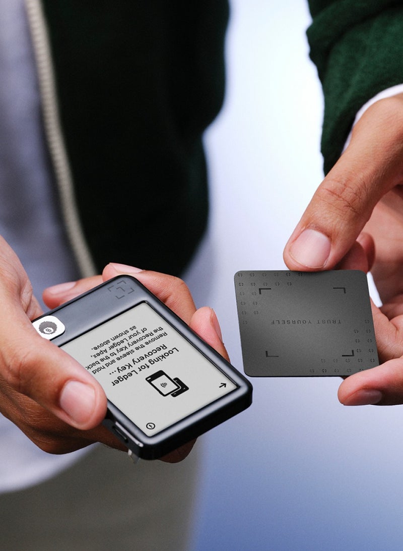 Ledger Nano™ Gen5 Crypto Hardware Wallet with 2.8-Inch E Ink Touchscreen, Bluetooth, NFC, USB-C and Recovery Key