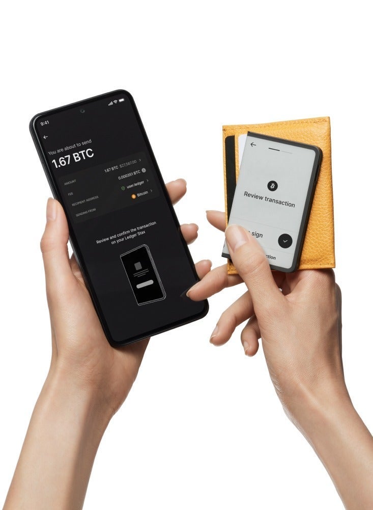 Ledger Stax™ Hardware Wallet with Recovery Key – 3.7″ Curved E Ink Touchscreen, Bluetooth, Wireless Charging, USB-C, iOS & Android